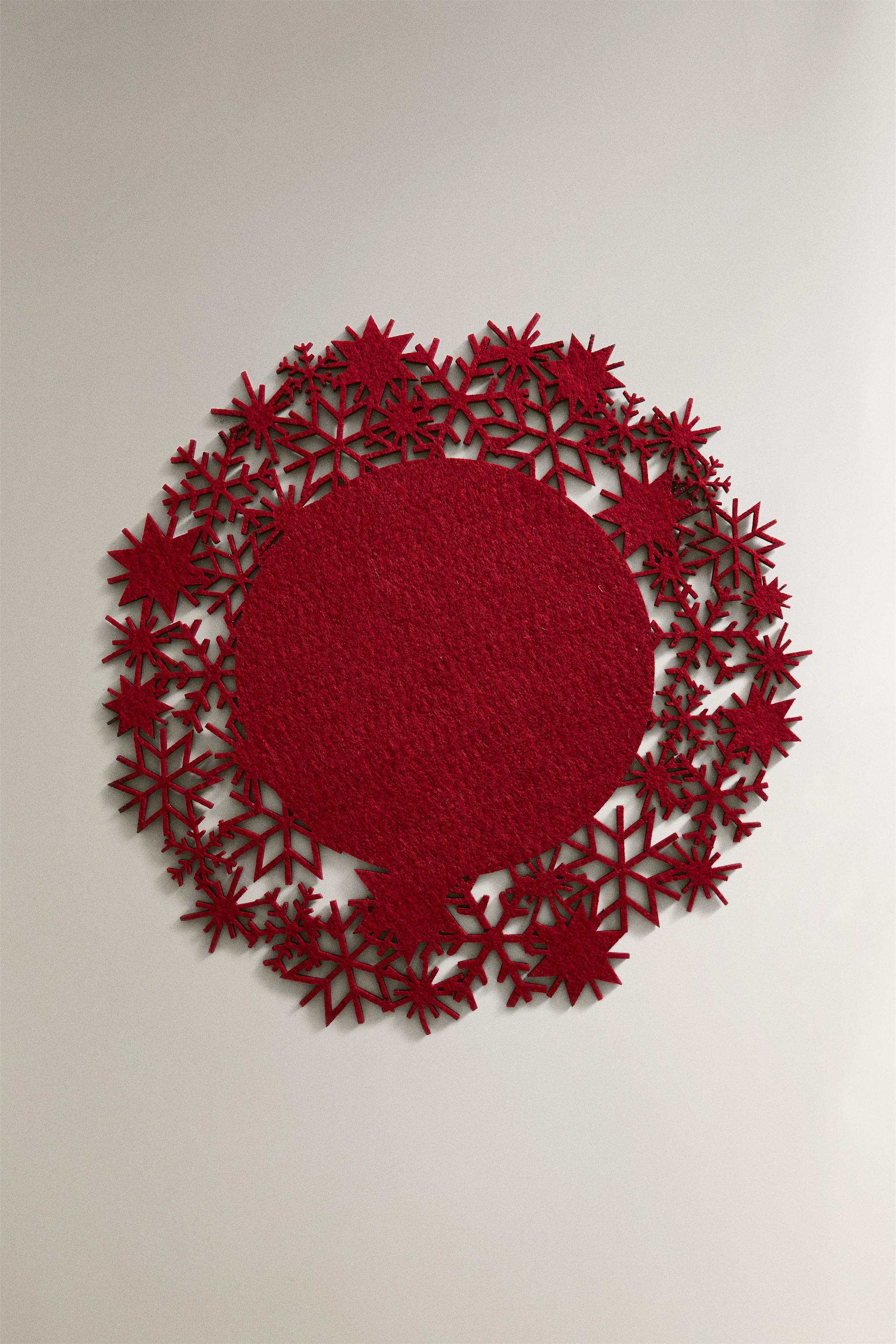 CHRISTMAS SNOWFLAKE FELT PLACEMAT